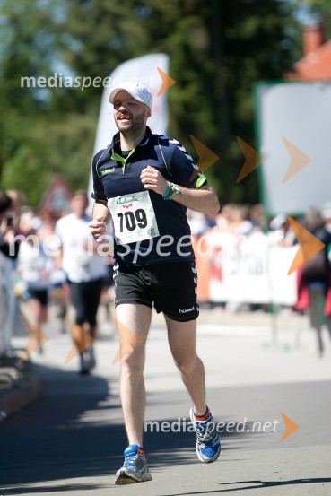 Grega E. Voglar (709)33. Maraton treh src, tekači