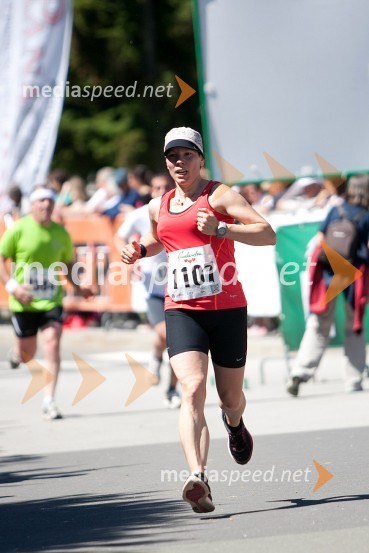 Anita Gnezda Rupnik (1107)33. Maraton treh src, tekači