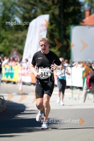 Danilo Jamer (643)33. Maraton treh src, tekači