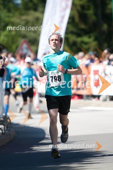 Vasilij Centrih (798)33. Maraton treh src, tekači