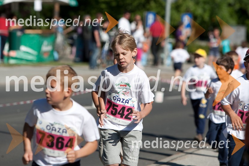 33. Maraton treh src, tekači