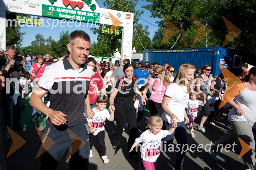 33. Maraton treh src, tekači