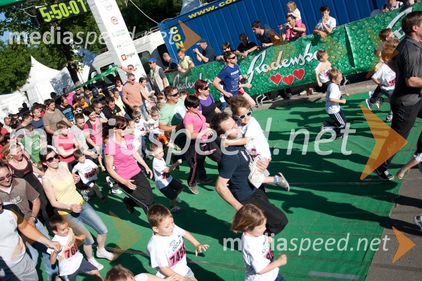 33. Maraton treh src, tekači