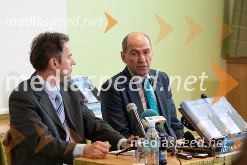 Metod Berlec, urednik Demokracije; Janez Janša, predsednik stranke SDSJanez Janša, predstavitev nove knjige “Za kulturo življenja”