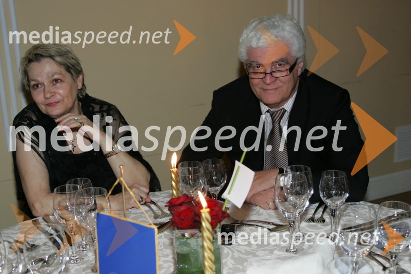 Tihomir Raljič s soprogo VelinkoVeliki rotarijski ples 007 Rotary Cluba Ljubljana