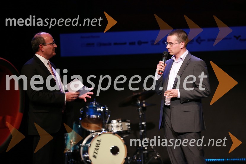 Thierry Villard, direktor Goodyear Dunlop Sava Tires; Blaž Jakič, Zavarovalnica TriglavAmCham, Top Potential of the Year 2013
