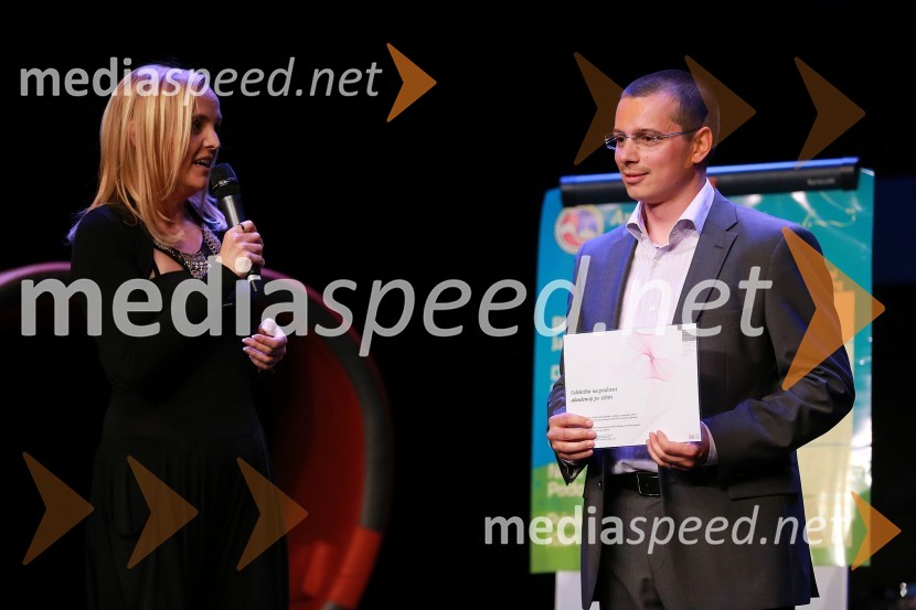 Mag. Ajša Vodnik, izvršna direktorica Ameriške gospodarske zbornice (AmCham); Blaž Jakič, Zavarovalnica TriglavAmCham, Top Potential of the Year 2013