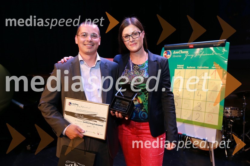 Blaž Jakič, Zavarovalnica Triglav; Maja Košir, projektni vodja Ameriška gospodarska zbornica (AmCham)AmCham, Top Potential of the Year 2013