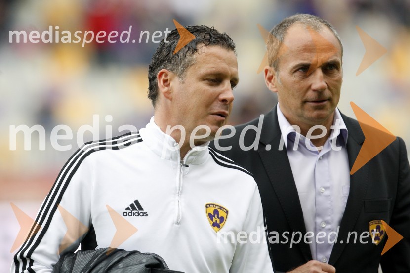 Saša Gajser, pomočnik trenerja NK Maribor; Darko Milanič, trener NK MariborNK Maribor – slovenski državni prvak