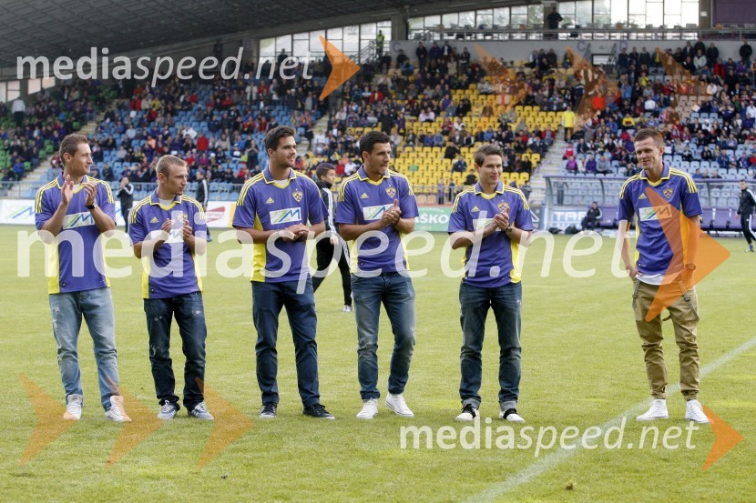 Dragan Jelič; Dejan Školnik; Luka Krajnc; Siniša Andjelkovič; Etien Velikonja; Josip Iličić Jojo, nekdanji nogometaši NK MariborNK Maribor – slovenski državni prvak