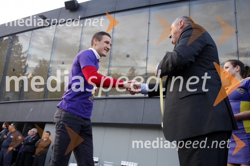 Nogometaš NK Maribor; Rade MijatovičNK Maribor – slovenski državni prvak