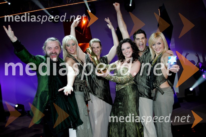 Milan Gačanovič, stilist in Alenka Gotar, pevka - zmagovalka izbora EMA 2007 s skupinoEMA 2007, finalni izbor