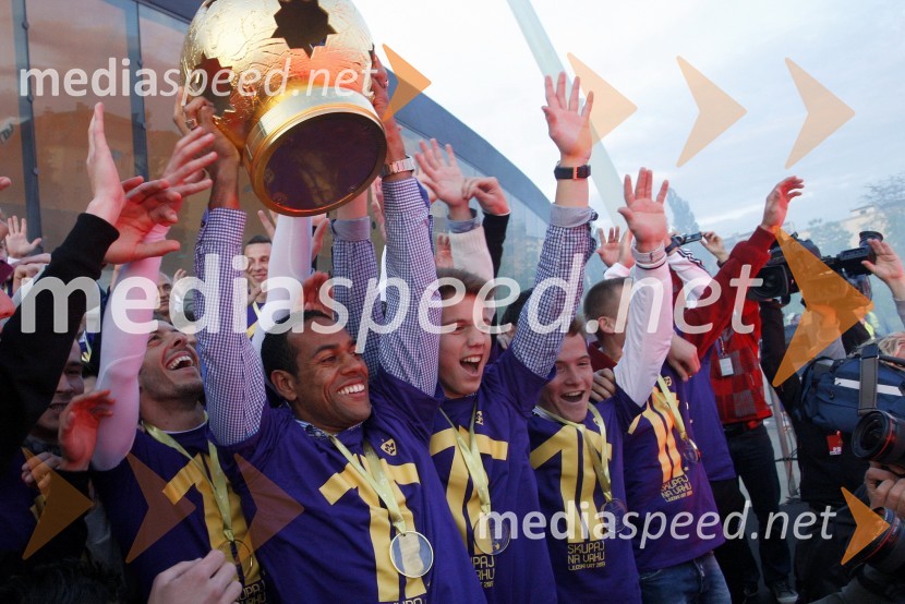 Nogometaši NK MariborNK Maribor – slovenski državni prvak