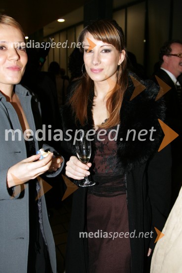 Erika Žnidaršič, televizijska voditeljicaEMA 2007, finalni izbor