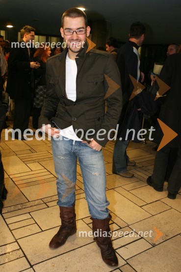 Anžej Dežan, pevecEMA 2007, finalni izbor