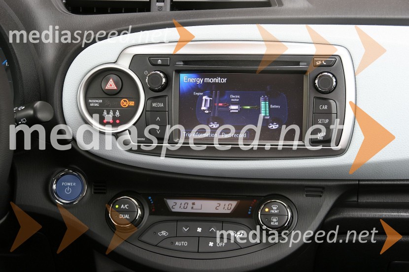 multimedijski sistem Touch&GoToyota Yaris Hybrid 1.5 VVT-i Sol, mediaspeed test