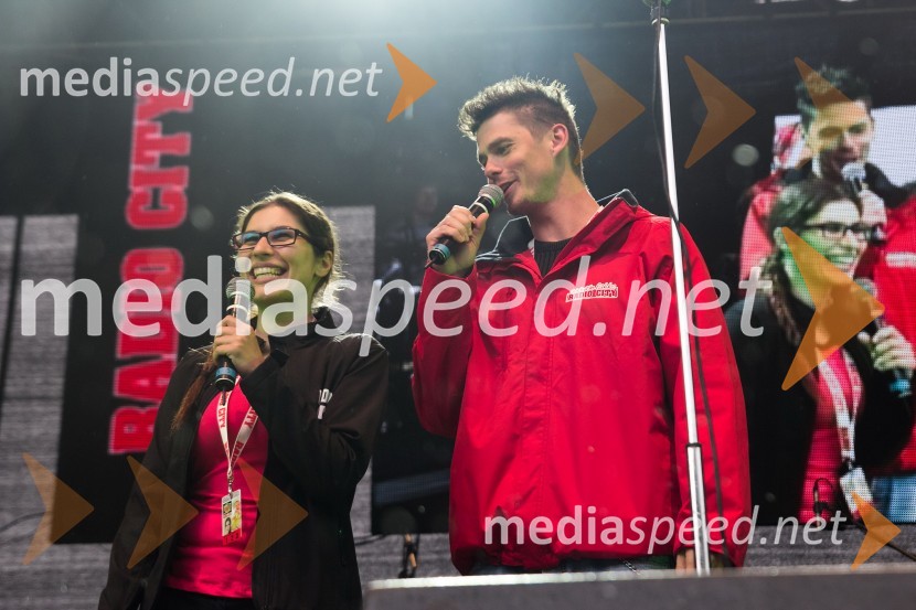 Natalija Bratkovič, novinarka Radia City; Boštjan Bračič, moderator na Radiu City in pevecRadio City, koncert 2013