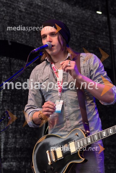 Član skupine In&OutRadio City, koncert 2013