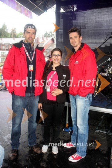Bor Grainer, odgovorni urednik radia City; Natalija Bratkovič, novinarka Radia City; Boštjan Bračič, moderator na Radiu City in pevecRadio City, koncert 2013