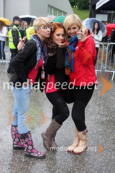 Mateja Car, moderatorka na Radiu City; Natalija Veronik, novinarka Radia City;&nbsp;Anita Mlakar, moderatorka na Radiu CityRadio City, koncert 2013