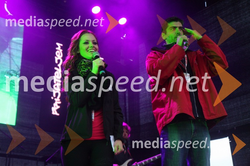 Natalija Veronik, novinarka Radia City;&nbsp;Bor Grainer, odgovorni urednik radia CityRadio City, koncert 2013