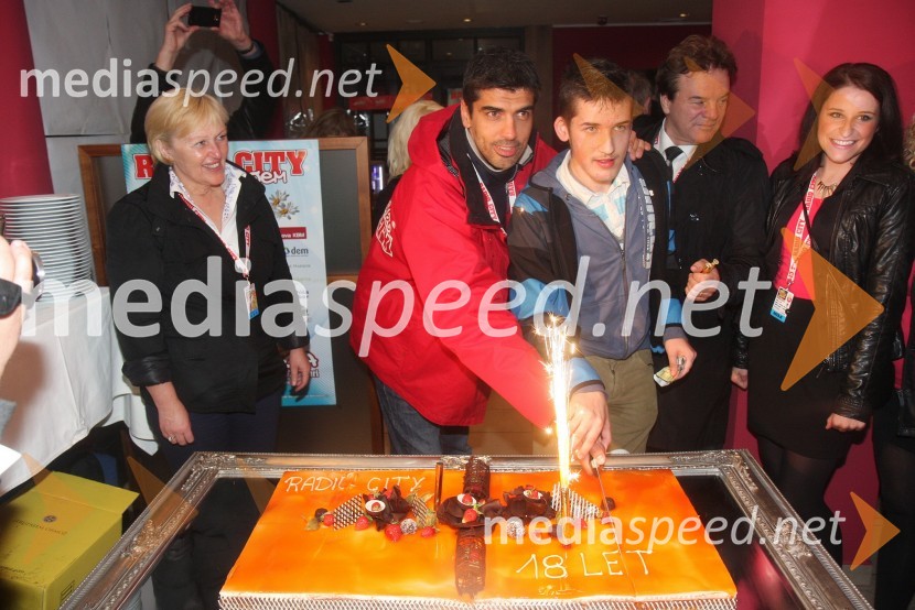 Bor Grainer, odgovorni urednik radia City;&nbsp;Nik Tuš, dobitnik avtomobilaRadio City, koncert 2013