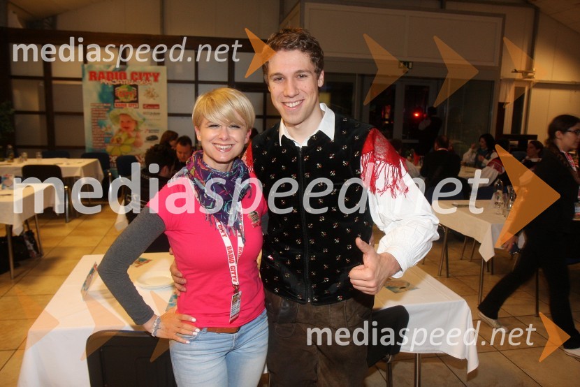 Mateja Car, moderatorka na Radiu City; Saša Avsenik, glasbenikRadio City, koncert 2013