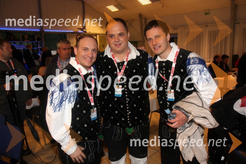 ...; Rok Švab; Blaž Švab, člana ansambla ModrijaniRadio City, koncert 2013