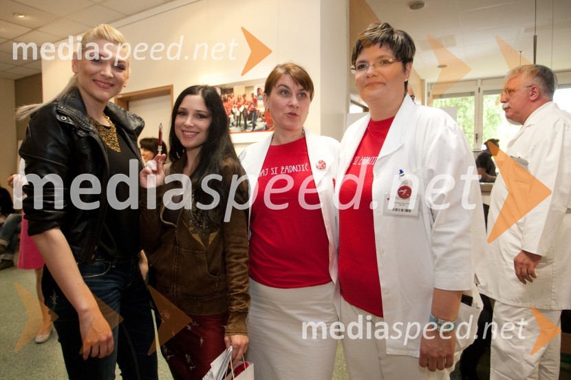 Manca Špik, pevka; Urška Majdič, pevka; Suzana Đorđevič, služba za krvodajalstvo; Polonca Mali, dr. med. spec, vodja odseka za izbor krvodajalcevSlovenski dan krvodajalstva z znanimi Slovenci