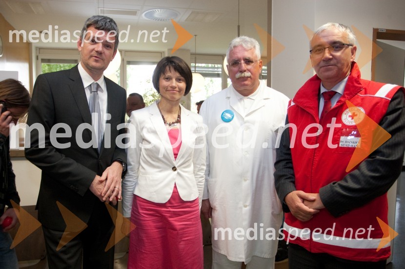 Tomaž Berločnik, predsednik uprave Petrol d.d.; ...; ...; dr. Danijel Starman, Rdeči križ SlovenijeSlovenski dan krvodajalstva z znanimi Slovenci