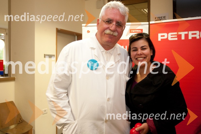 Prof. Primož Rožman, dr. med. strokovni direktor Zavoda RS za transfuzijso medicino; Ana Marija Mitič, stand up komičarkaSlovenski dan krvodajalstva z znanimi Slovenci