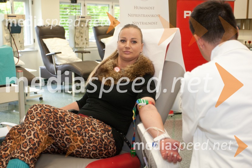 Nika MaroltSlovenski dan krvodajalstva z znanimi Slovenci