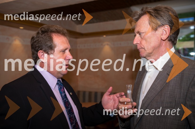 Marjan Maučec, politik; ...Otvoritev restavracije Saraj