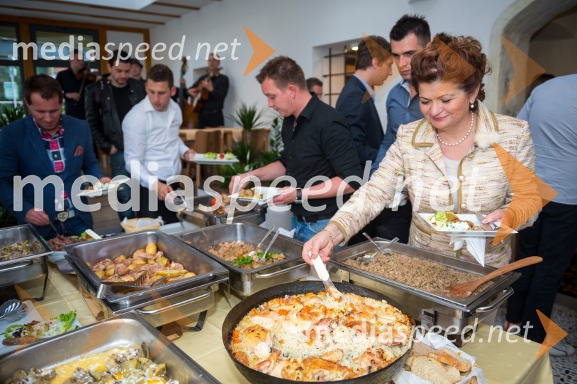 Milena Eber, Krznarstvo EberOtvoritev restavracije Saraj