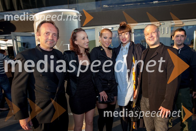Ludvik Bagari, igralec; Leila A. Jelić, producentka; Katarina Jurkovič, igralka; Gea Erjavec, igralka; Simon Pribac, igralecPremiera filma Izhod