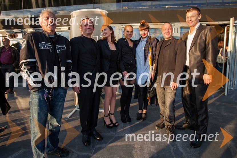 ...; Ludvik Bagari, igralec; Leila A. Jelić, producentka; Katarina Jurkovič, igralka; Gea Erjavec, igralka; Simon Pribac, igralec; Yuri Bradač, igralecPremiera filma Izhod