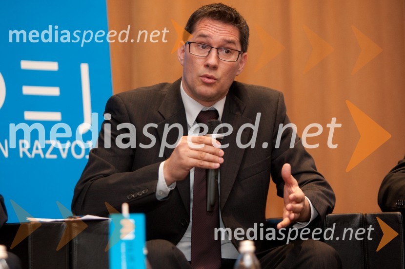 Dr. Sašo PolanecMreža idej, pogovor o razvojnih reformah: Kdo se boji sprememb?