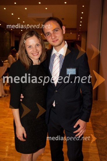 ...;  Gregor CigütMreža idej, pogovor o razvojnih reformah: Kdo se boji sprememb?