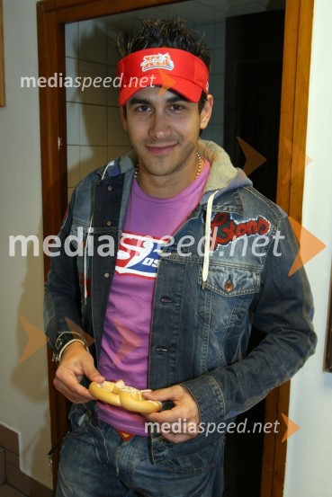 Domen Kumer, pevecOtvoritev Pivnice Bavaria