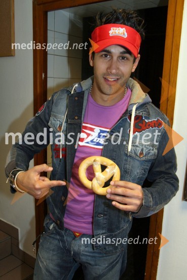 Domen Kumer, pevecOtvoritev Pivnice Bavaria