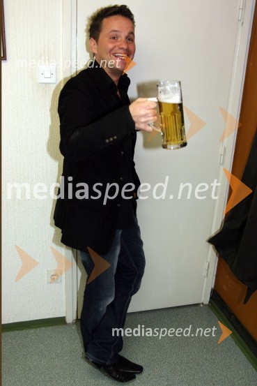 Jani Pavec, Atomik HarmonikOtvoritev Pivnice Bavaria