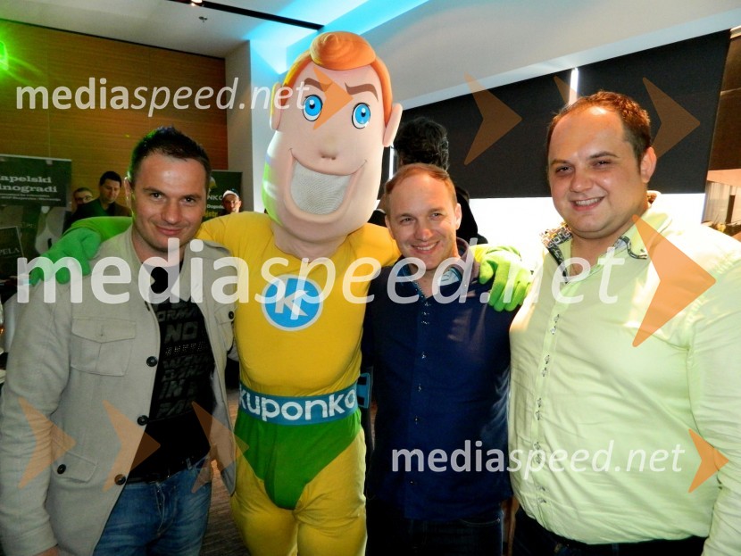 Modrijani in KuponkoKuponko praznuje 2. rojstni dan - 21.6.2013 na Kongresnem trgu v Ljubljani