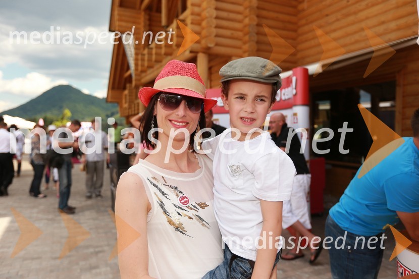 Lady piknik pod klobuki 2013