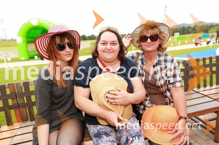 Lady piknik pod klobuki 2013