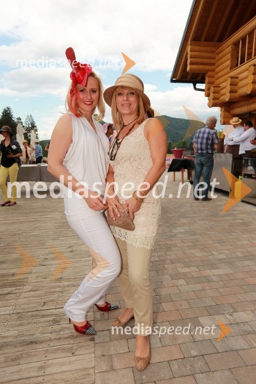 Alja Novak Viryent, oblikovalka čevljev; Barbra Jerman, urednica revije LadyLady piknik pod klobuki 2013