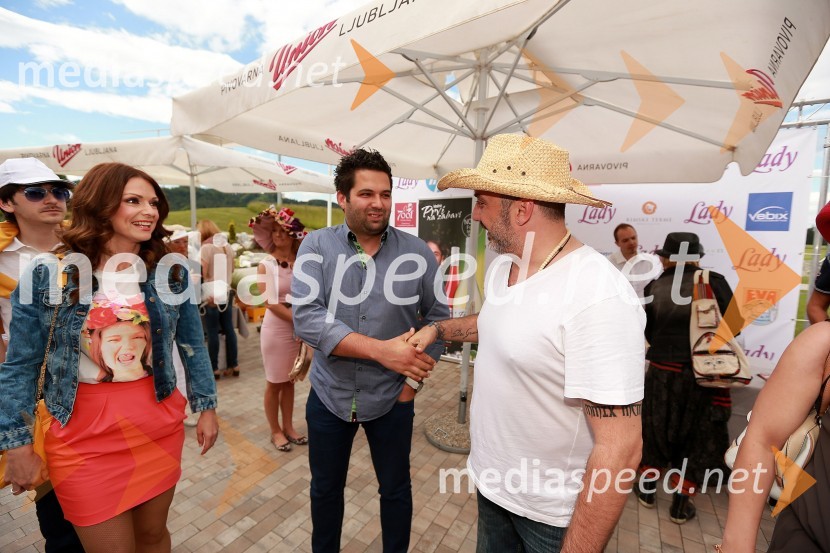 Natalija Verboten, pevka; mož Dejan Bojić; Tony Cetinski, pevecLady piknik pod klobuki 2013