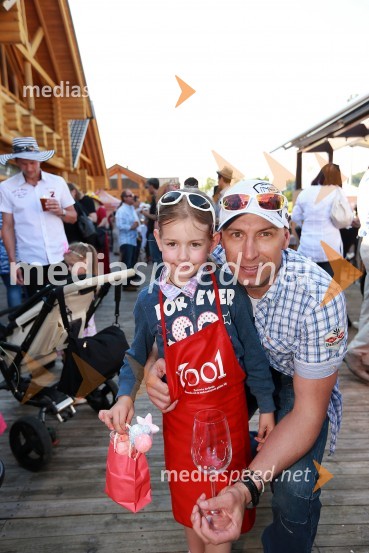 Lady piknik pod klobuki 2013