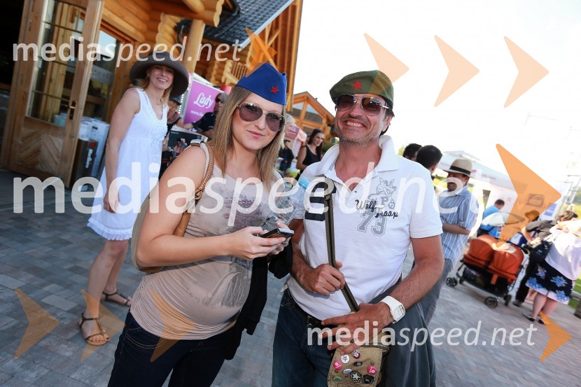 Lady piknik pod klobuki 2013