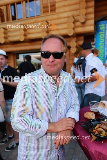 Lady piknik pod klobuki 2013