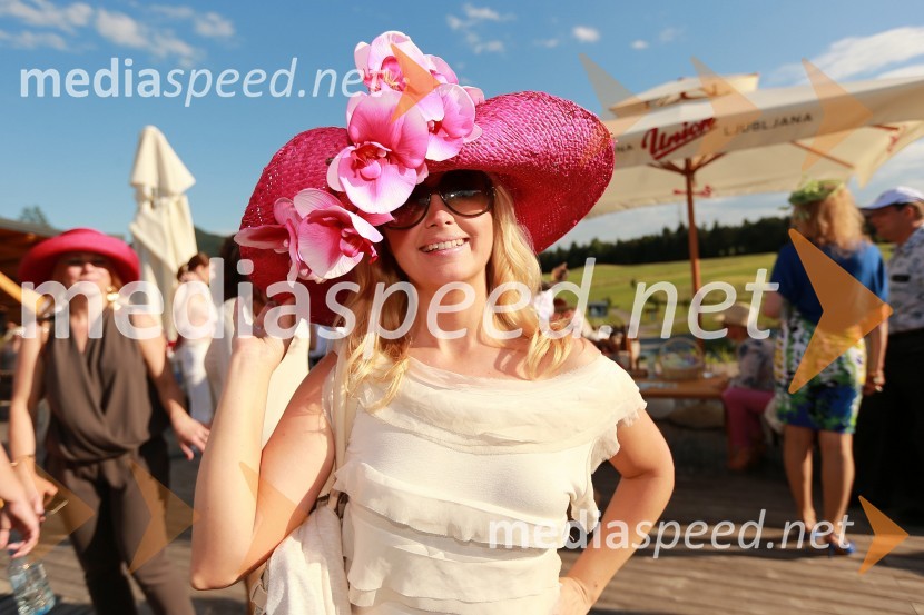 Saša Lendero, pevkaLady piknik pod klobuki 2013